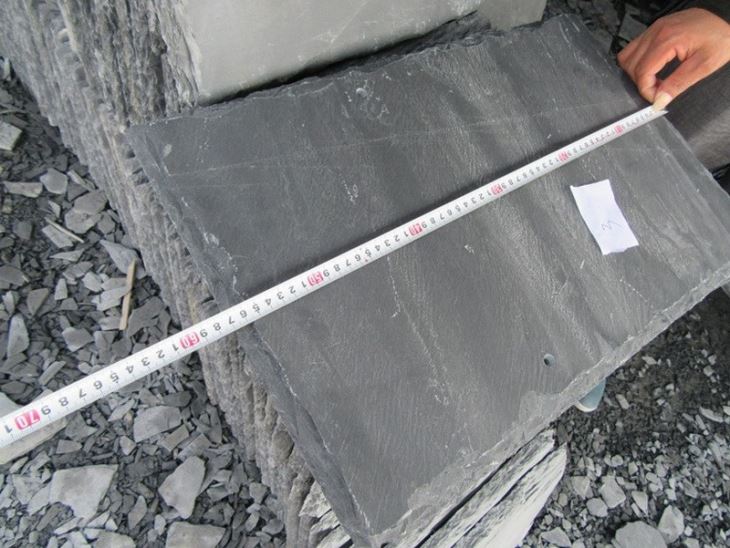 China Black Slate Roof Tiles